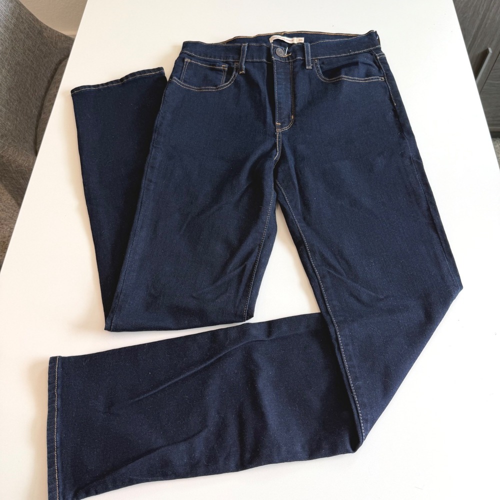 Levis Premium 724 High Rise Straight Jeans Indigo Blue 30 Women